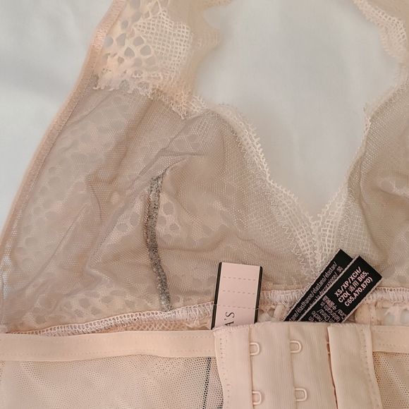 BUY 1 GET 1 FREE VICTORIA SECRET VERY SEXY BRA - Picture 9 of 14